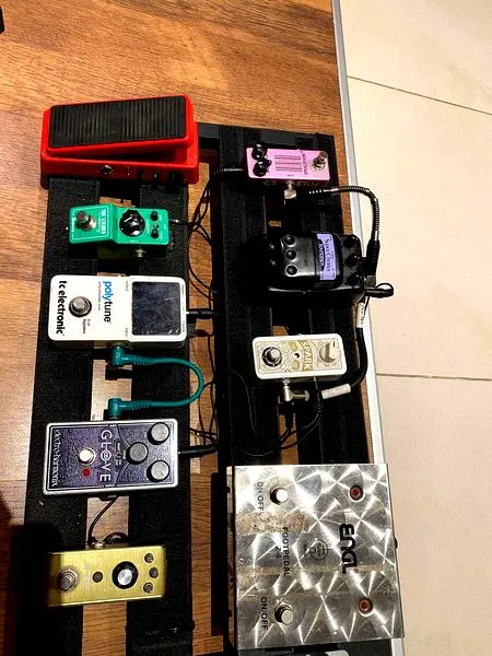 Multiefekty gitarowe